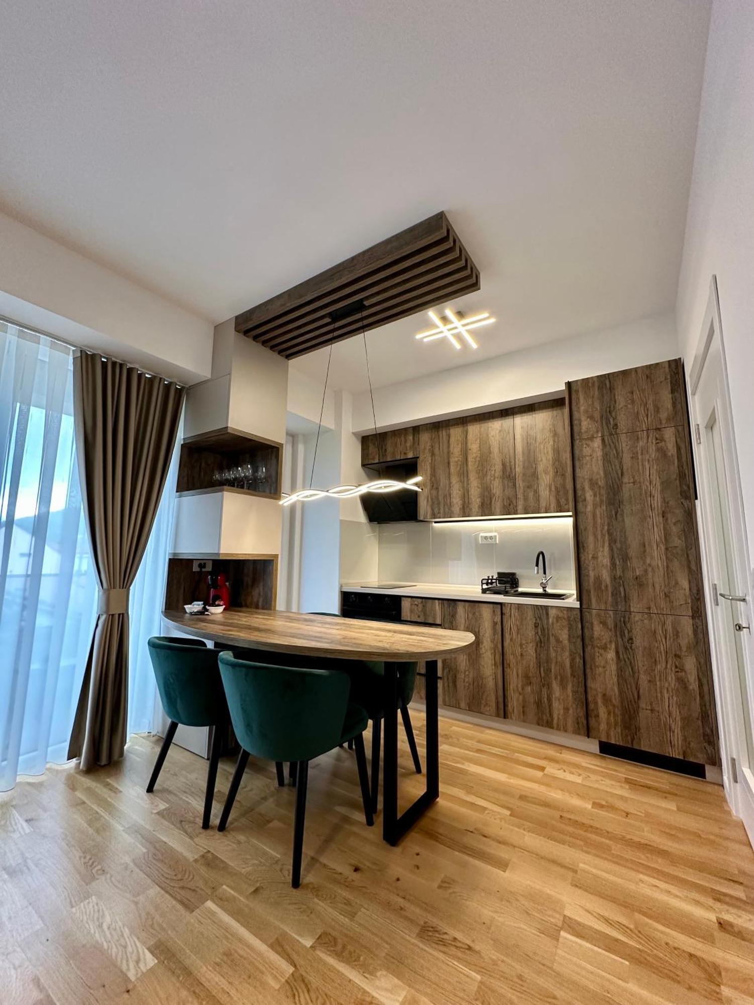 Downtown Riverside Apartments Szkopje Kültér fotó