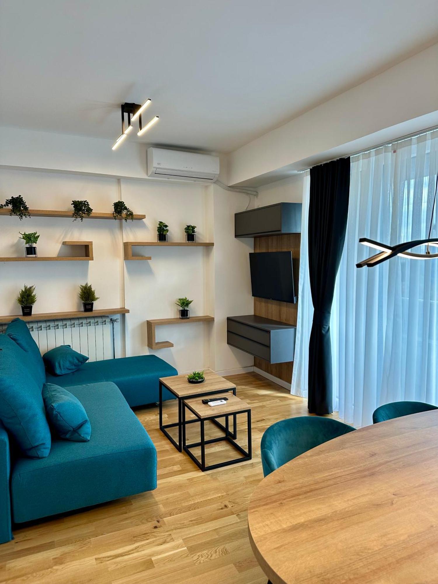 Downtown Riverside Apartments Szkopje Kültér fotó