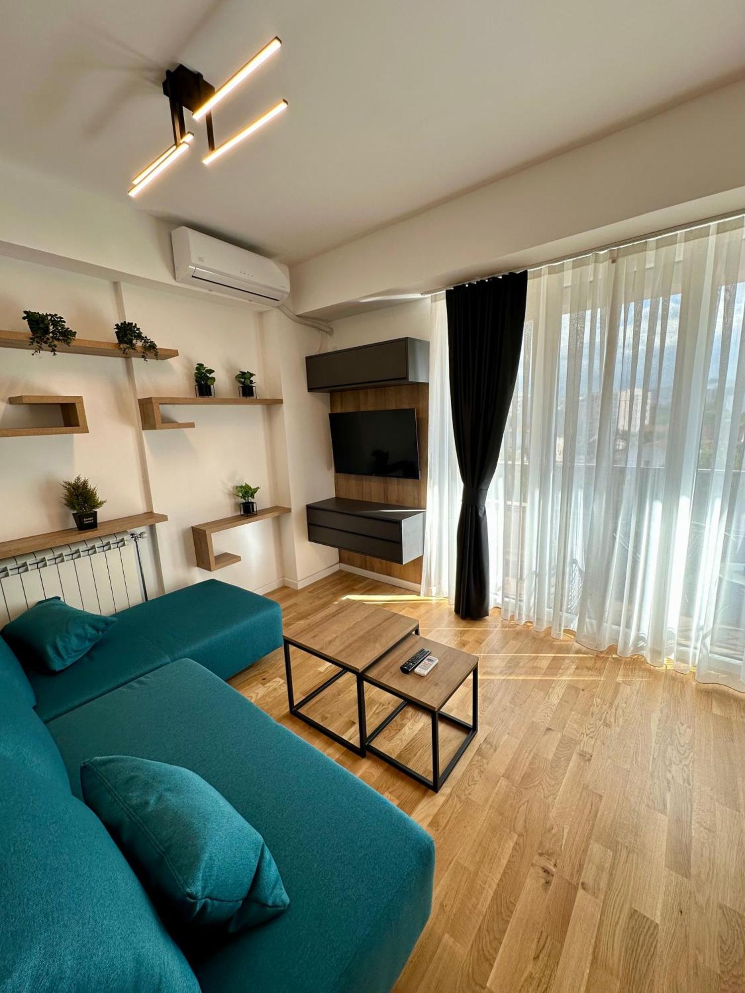Downtown Riverside Apartments Szkopje Kültér fotó