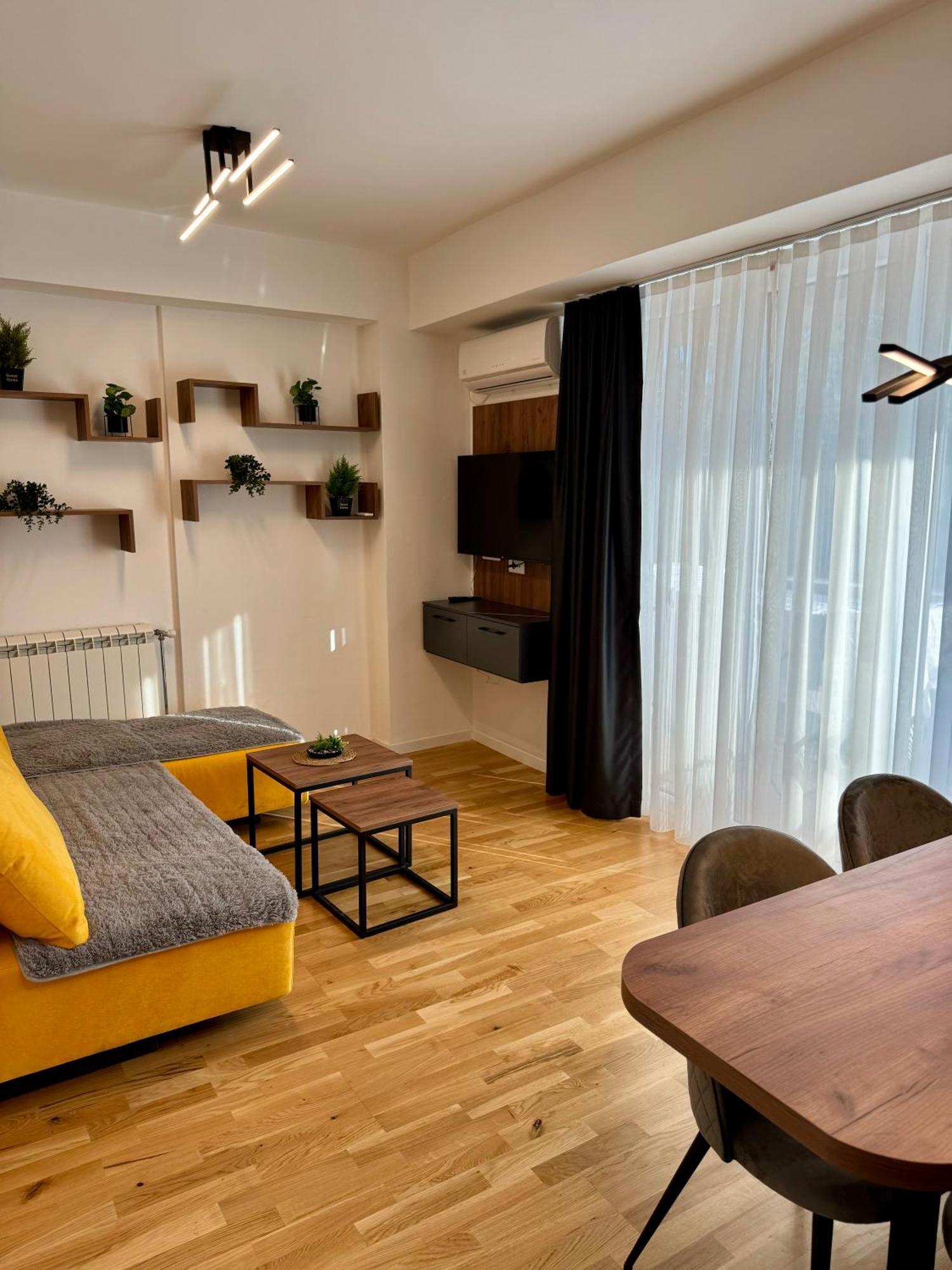 Downtown Riverside Apartments Szkopje Kültér fotó