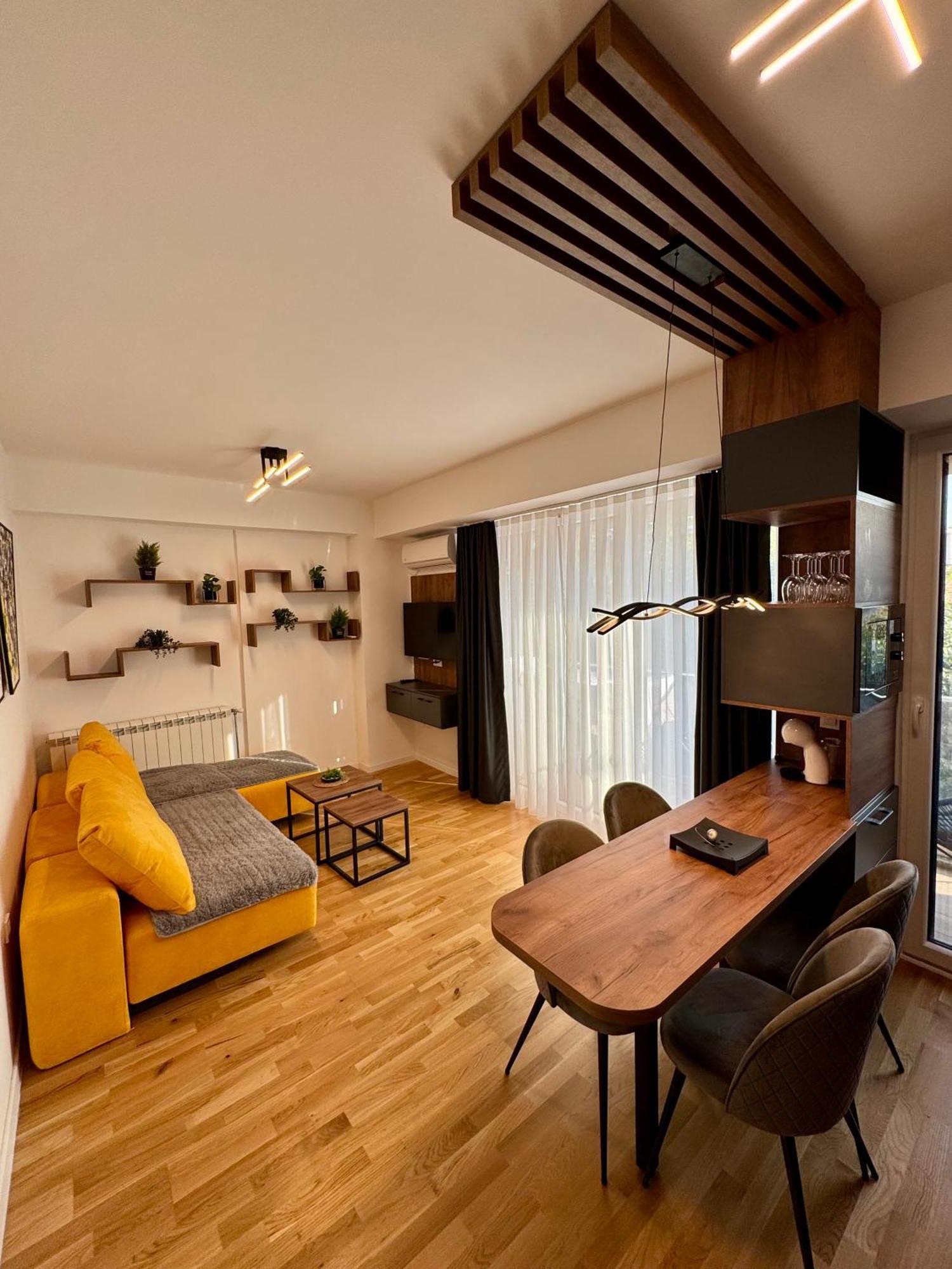 Downtown Riverside Apartments Szkopje Kültér fotó