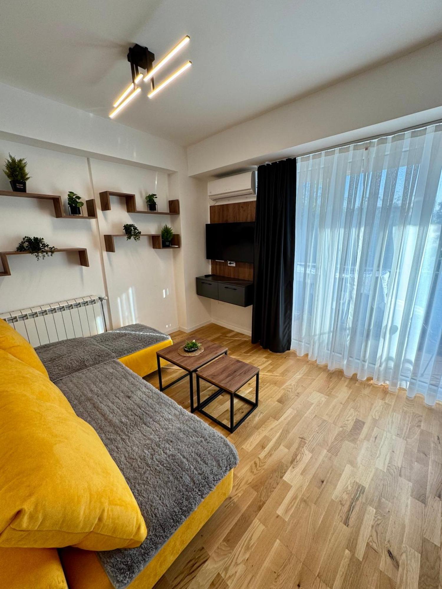 Downtown Riverside Apartments Szkopje Kültér fotó